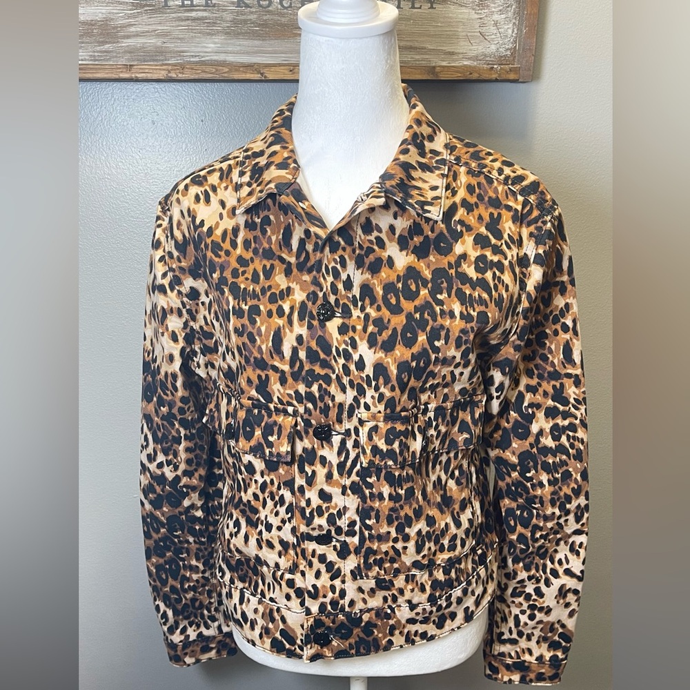 LuLaRoe Women's Leopard Print Kenny Denim Jacket Size Medium